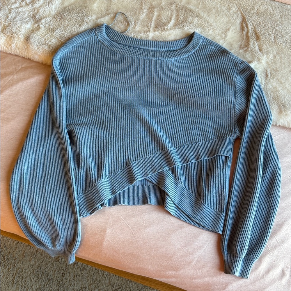 Chambray Lululemon Reversible Crossover sweater